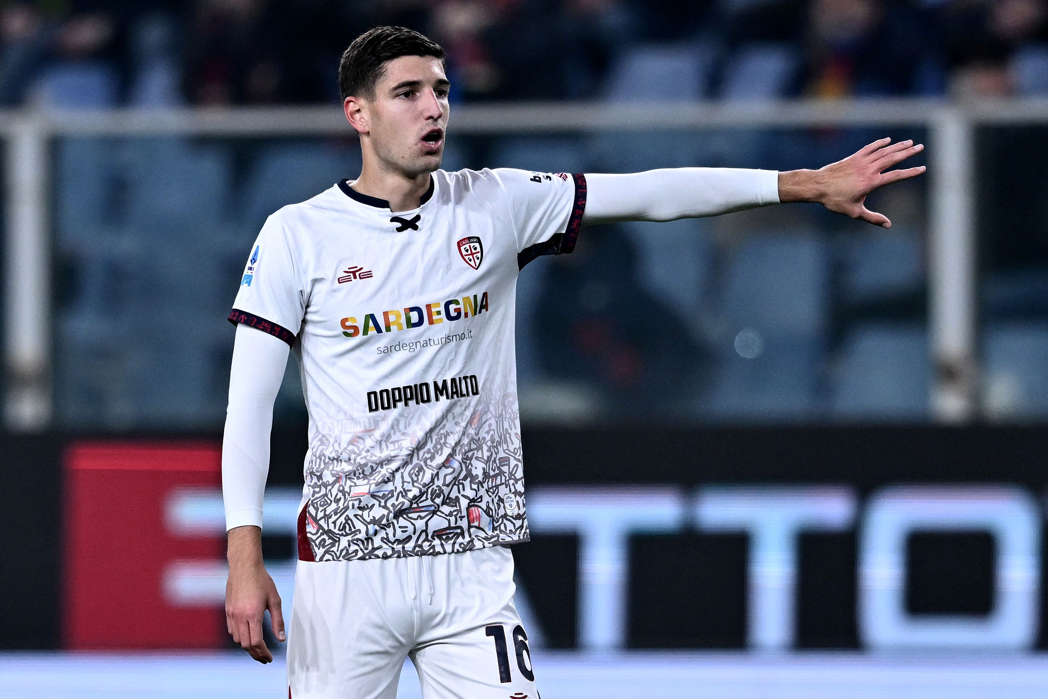 Il Torino non molla la presa su Prati, ma il Cagliari frena