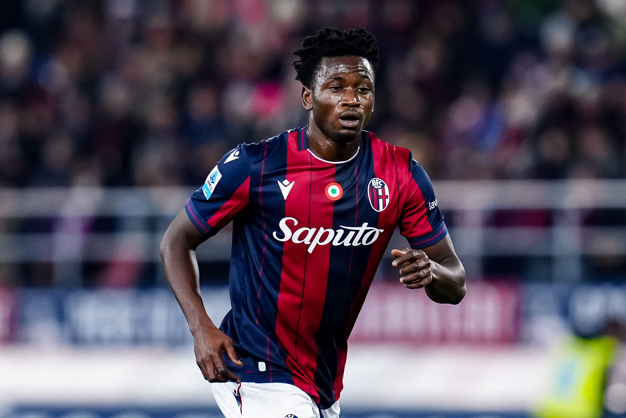 Sulemana torna a vestire la maglia del Cagliari: ufficiale il prestito dall’Atalanta
