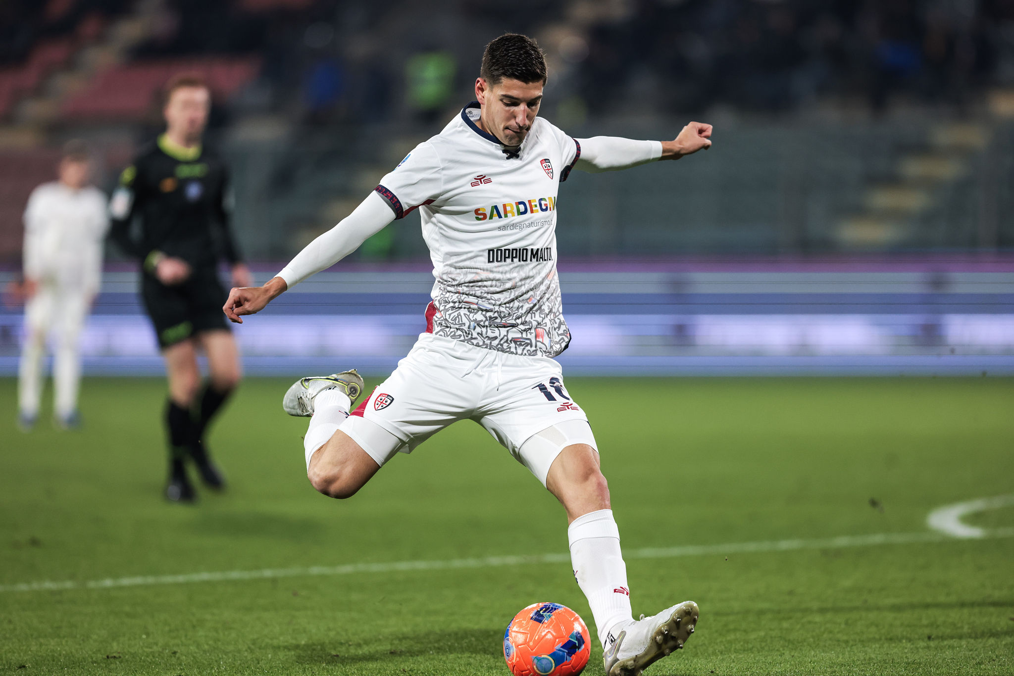 Scambio Prati-Anjorin: il Torino ci prova, ma il Cagliari frena