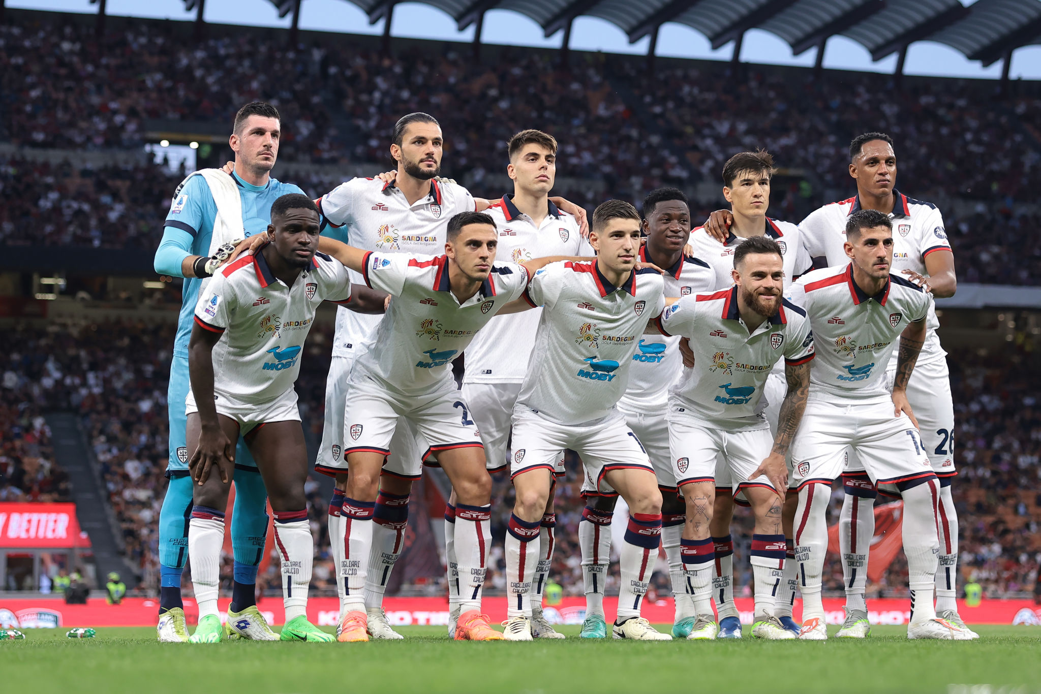 Dossena e Sulemana, primo allenamento: il Cagliari si prepara per Firenze