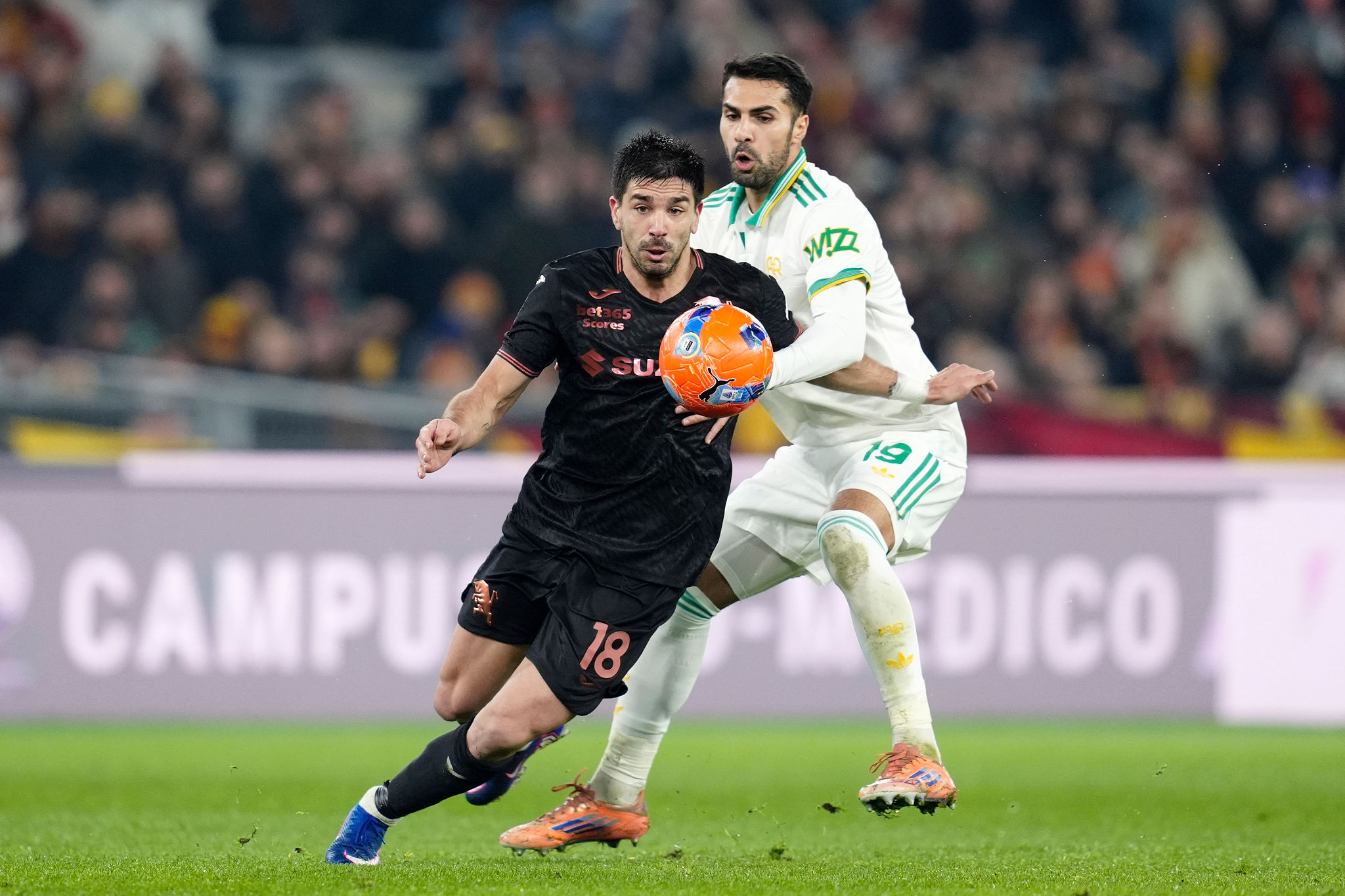 Ex Cagliari: Simeone a rischio per la sfida fra Torino e Roma