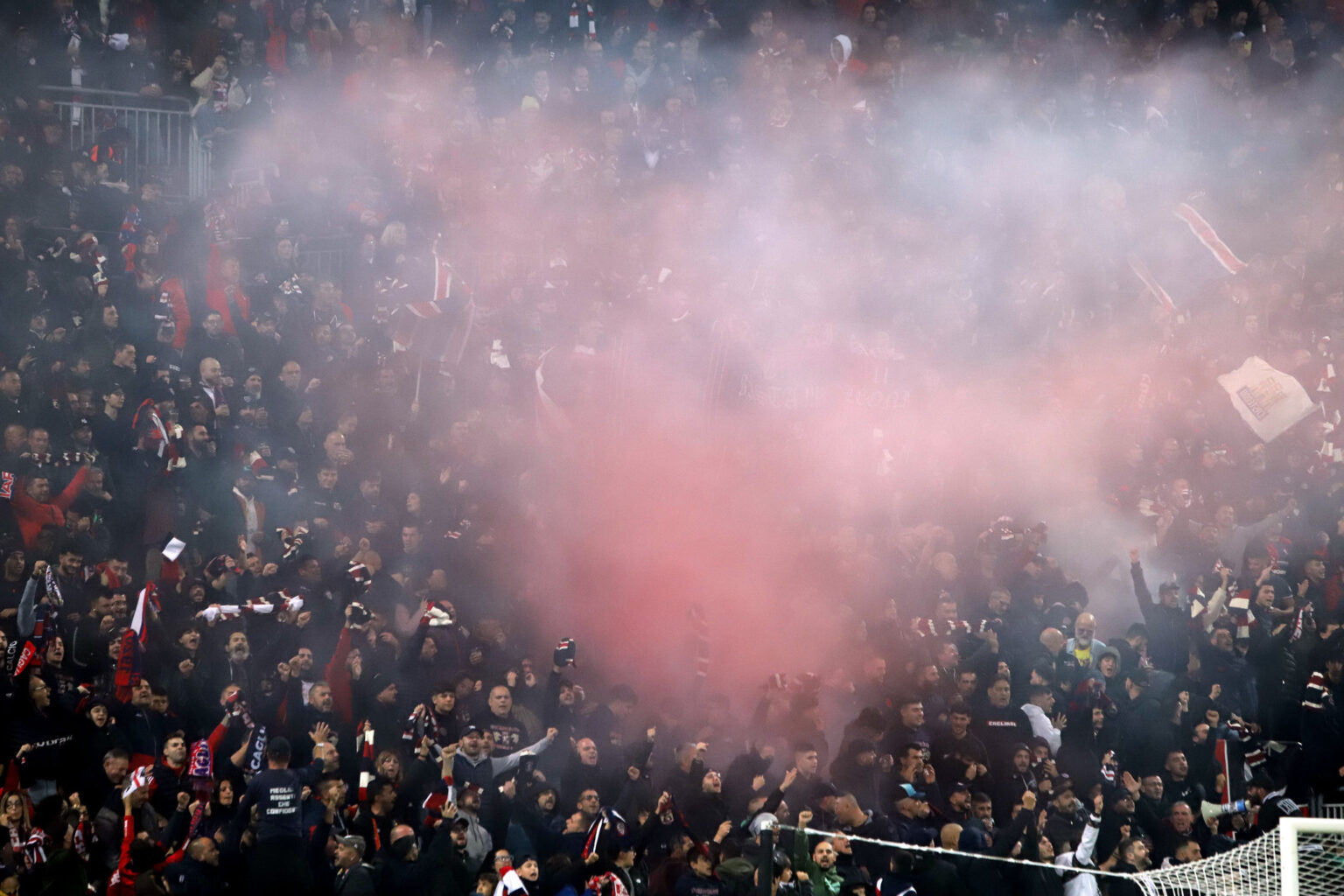 Marvel Spider-Man Vestaglia Per Ragazzi, Caldo E Morbido Vestaglia Per La Casa Bambino, Regalo Per Ragazzo, Taglia 3 Anni | Rosso