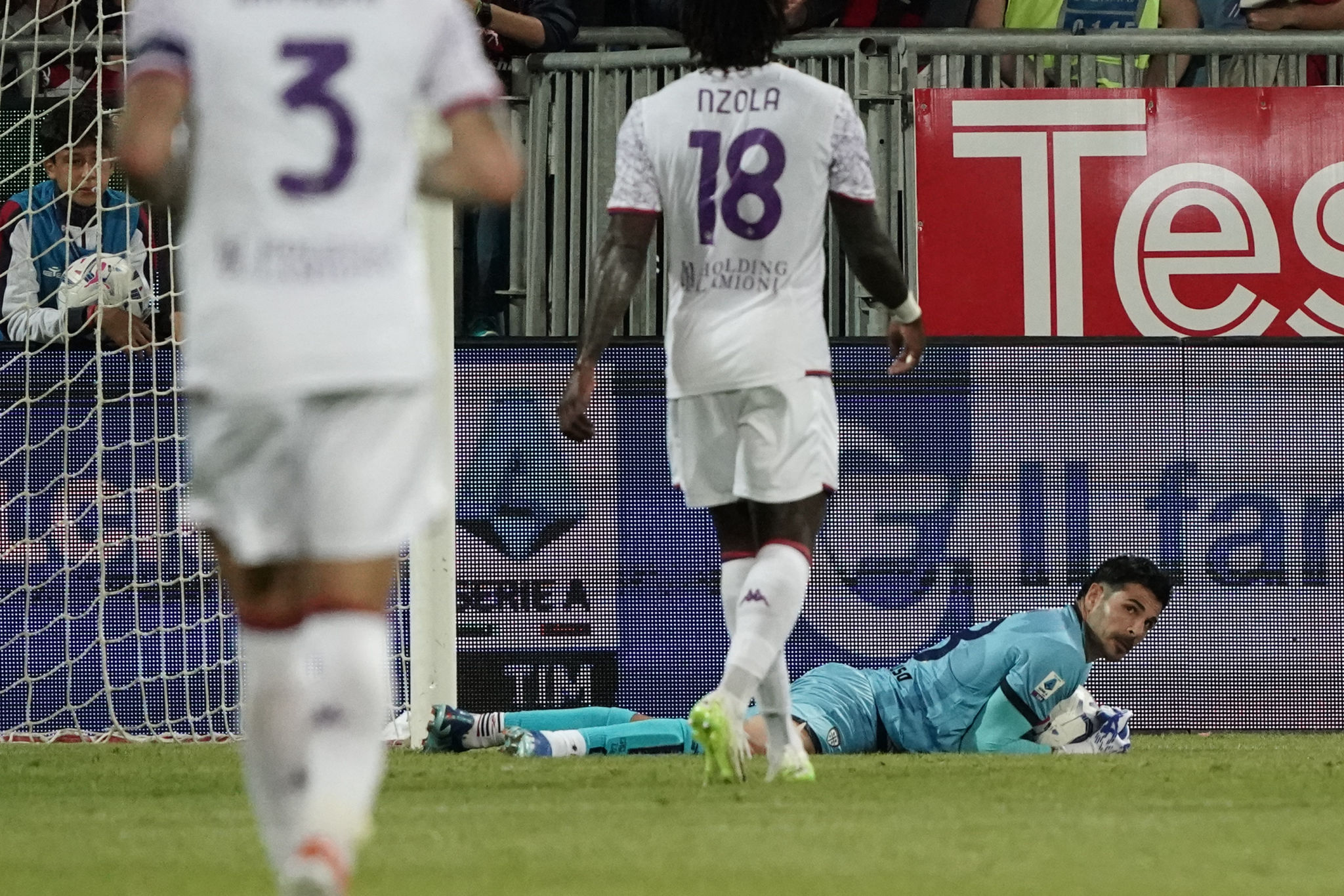 L'ex Cagliari Aresti, nuova vita in campo: "Ora alleno i giovani portieri"