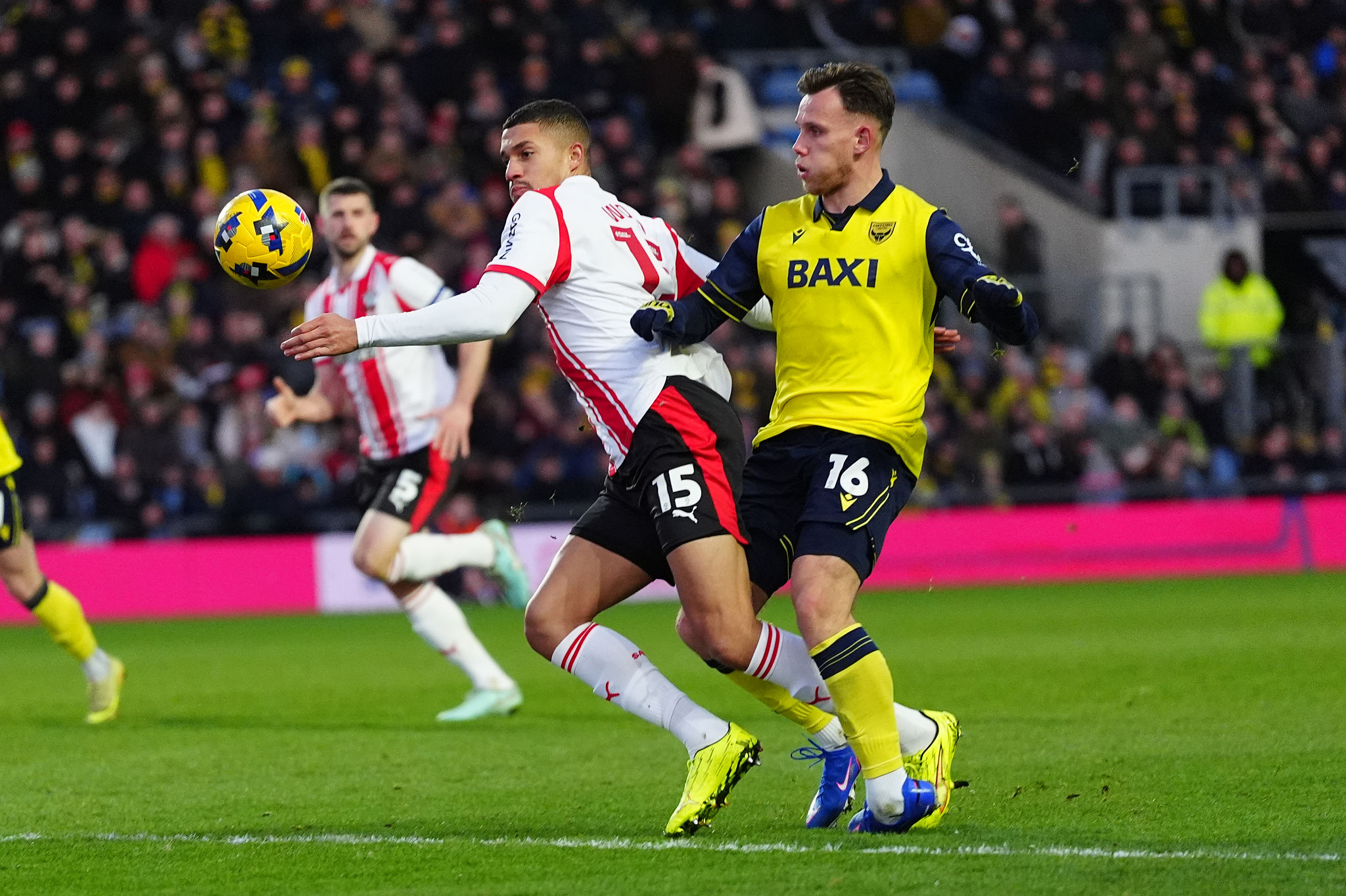 Nik Prelec all'Oxford United, ora è definitivo: l'attaccante lascia il Cagliari