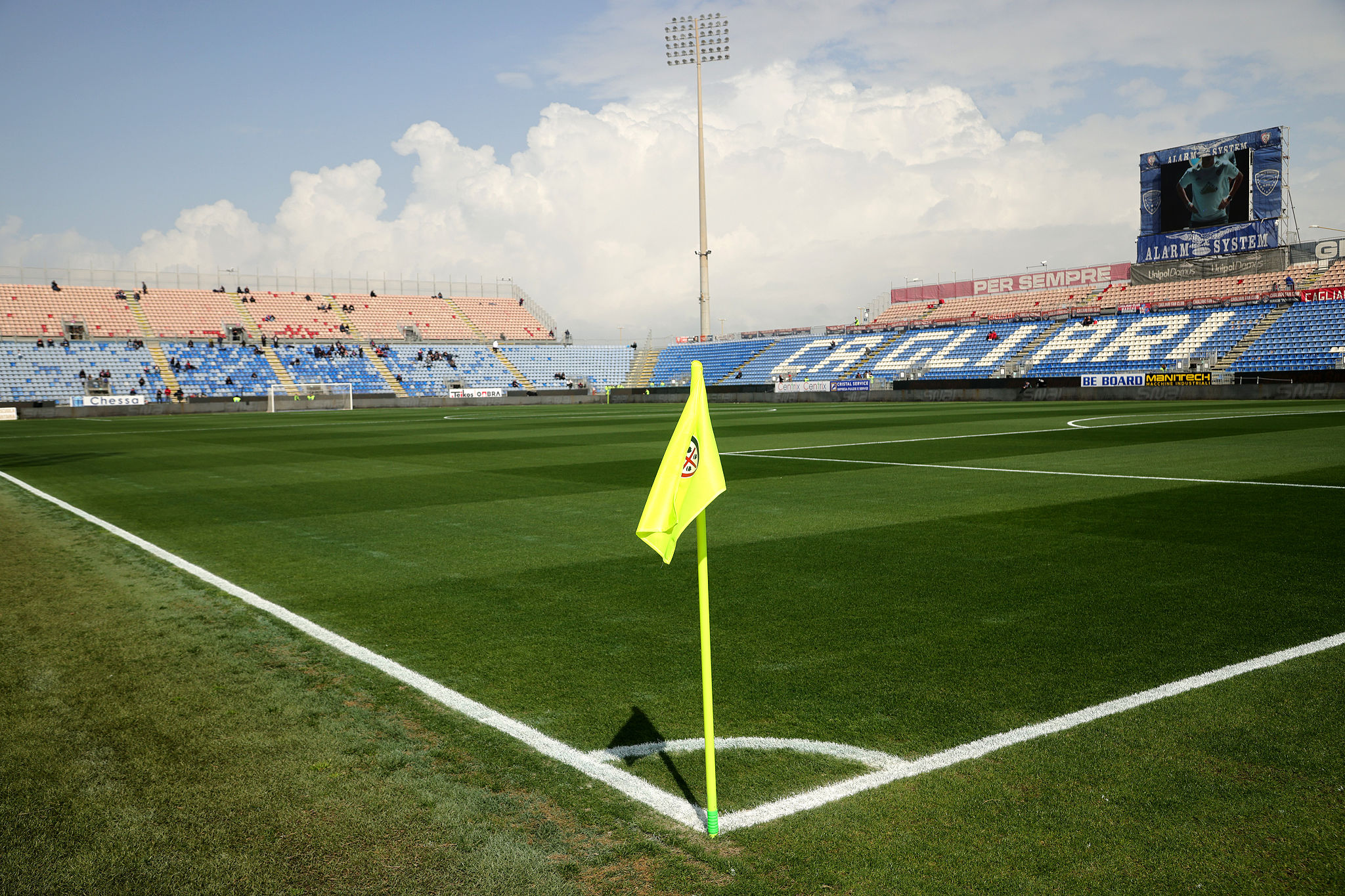 Costi raddoppiati per lo stadio del Cagliari: il progetto si complica tra dubbi e burocrazia