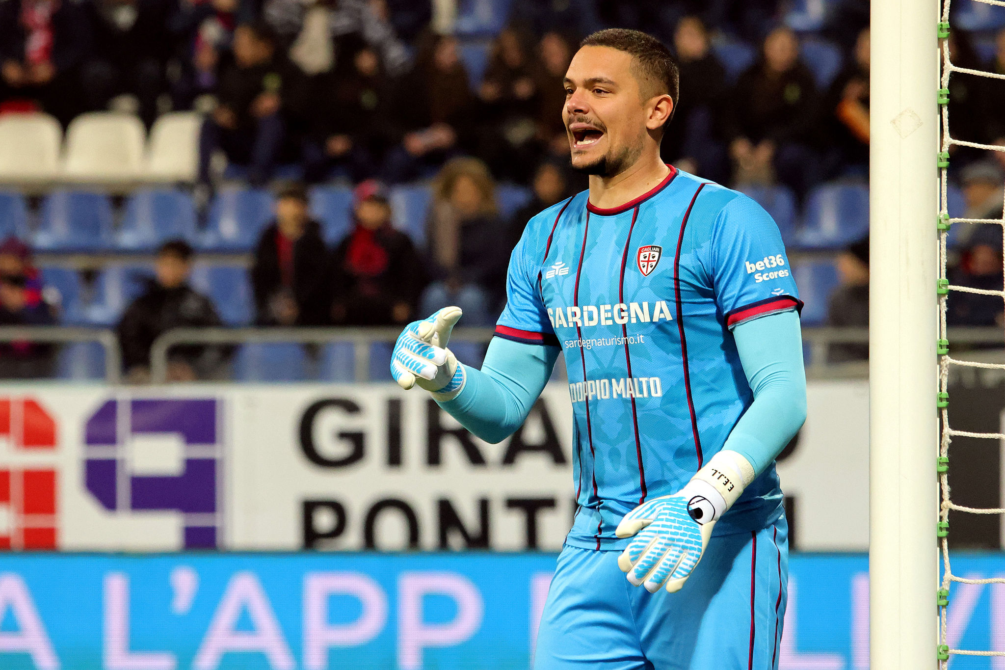 Caprile in campo con Emanuele Superstar: “Grazie per esserci sempre”