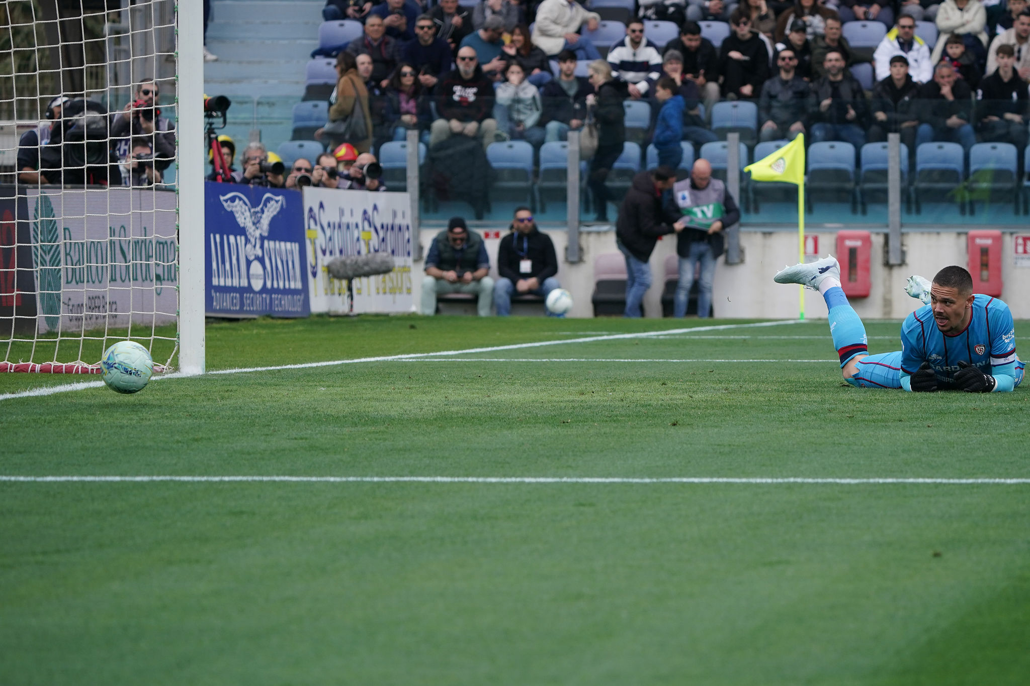 Il Cagliari frena: solo due punti da gennaio. Serve rialzarsi per salvarsi