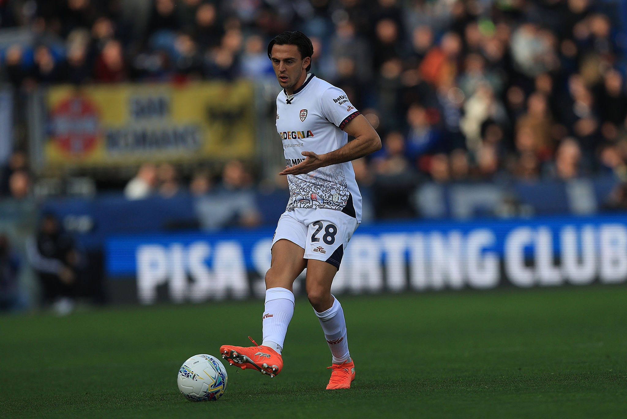 Zappa si racconta: “Cagliari è casa mia, un legame che va oltre il campo”