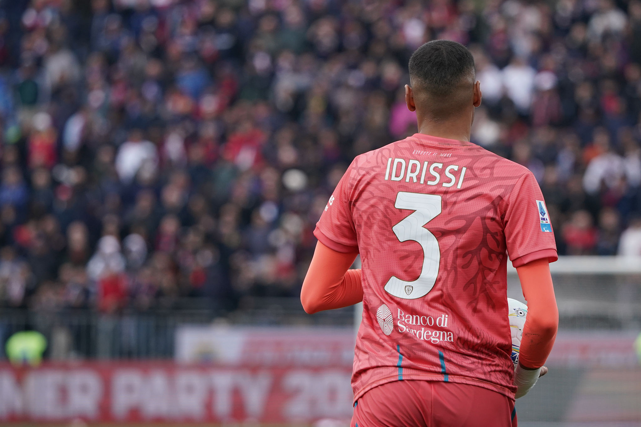 Rottura del crociato per Idrissi, stagione finita: è il terzo caso in casa Cagliari