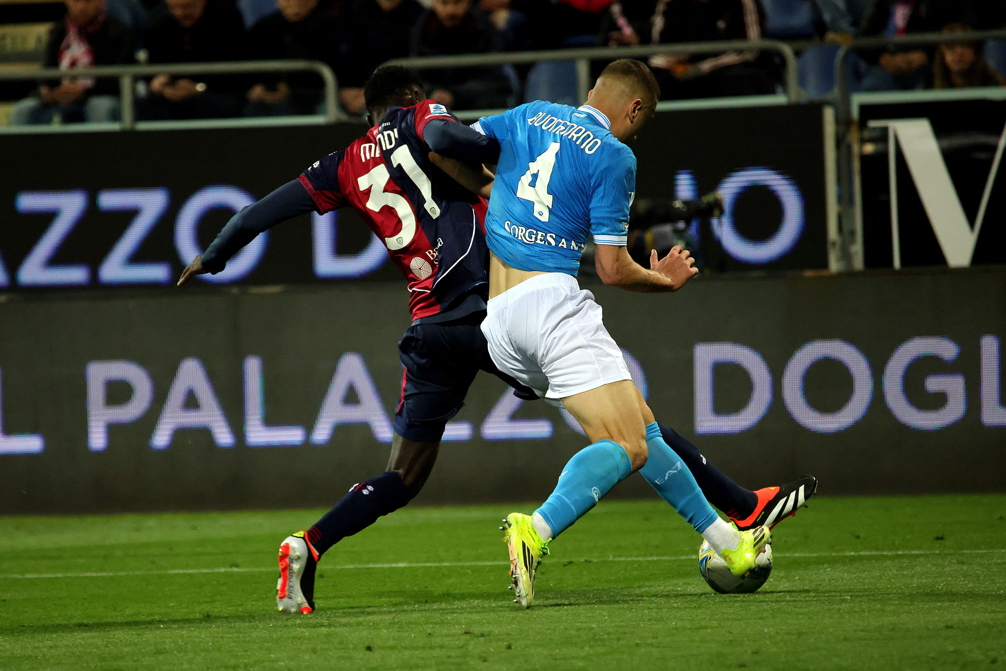 Cagliari-Cremonese, Pisacane svela i convocati. Mendy tra i venticinque