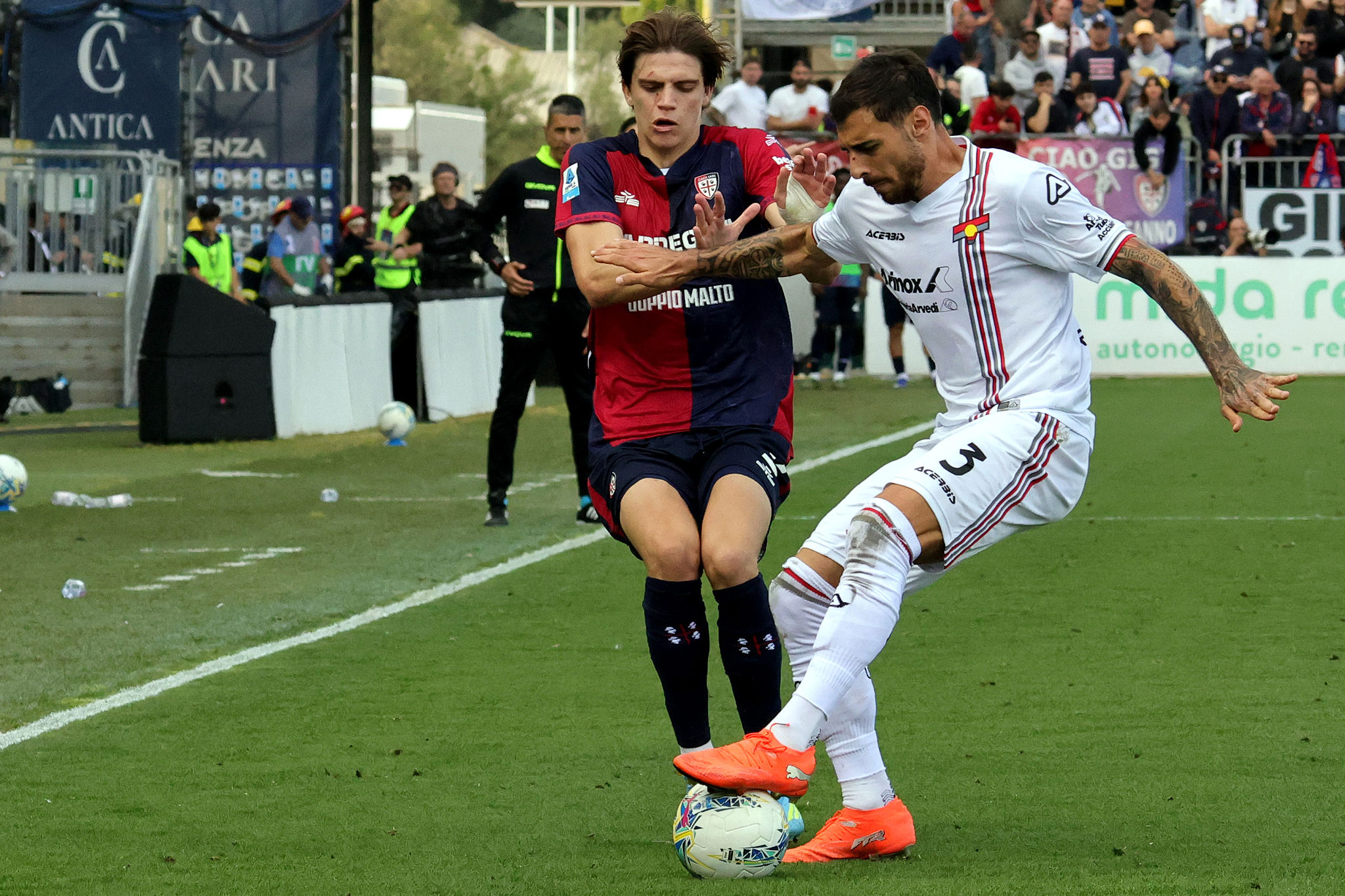 Palestra nel mirino dell’Inter, ma l’operazione è legata a Dumfries