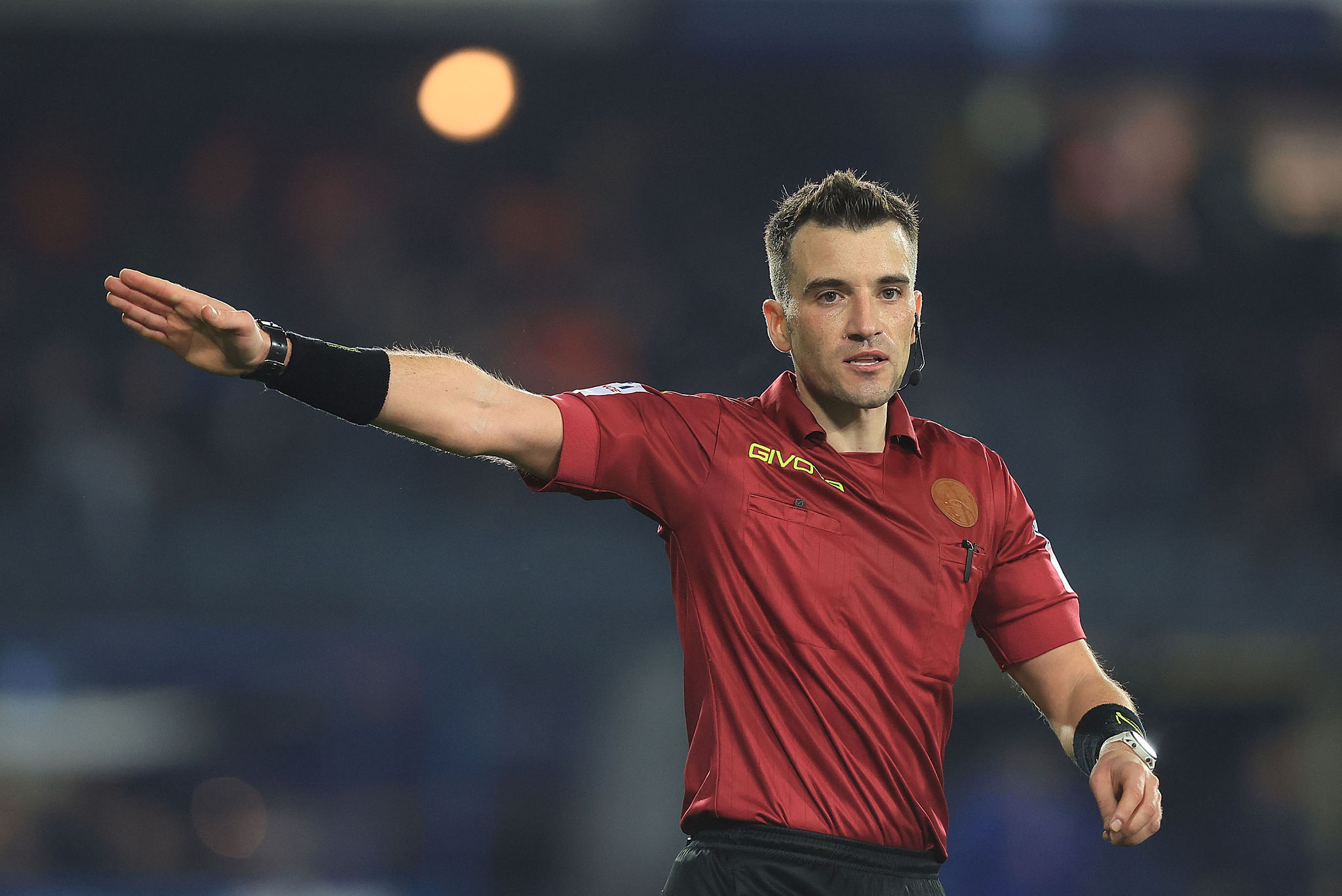 Bologna-Cagliari, l'arbitro è Valerio Crezzini. Le designazioni ufficiali