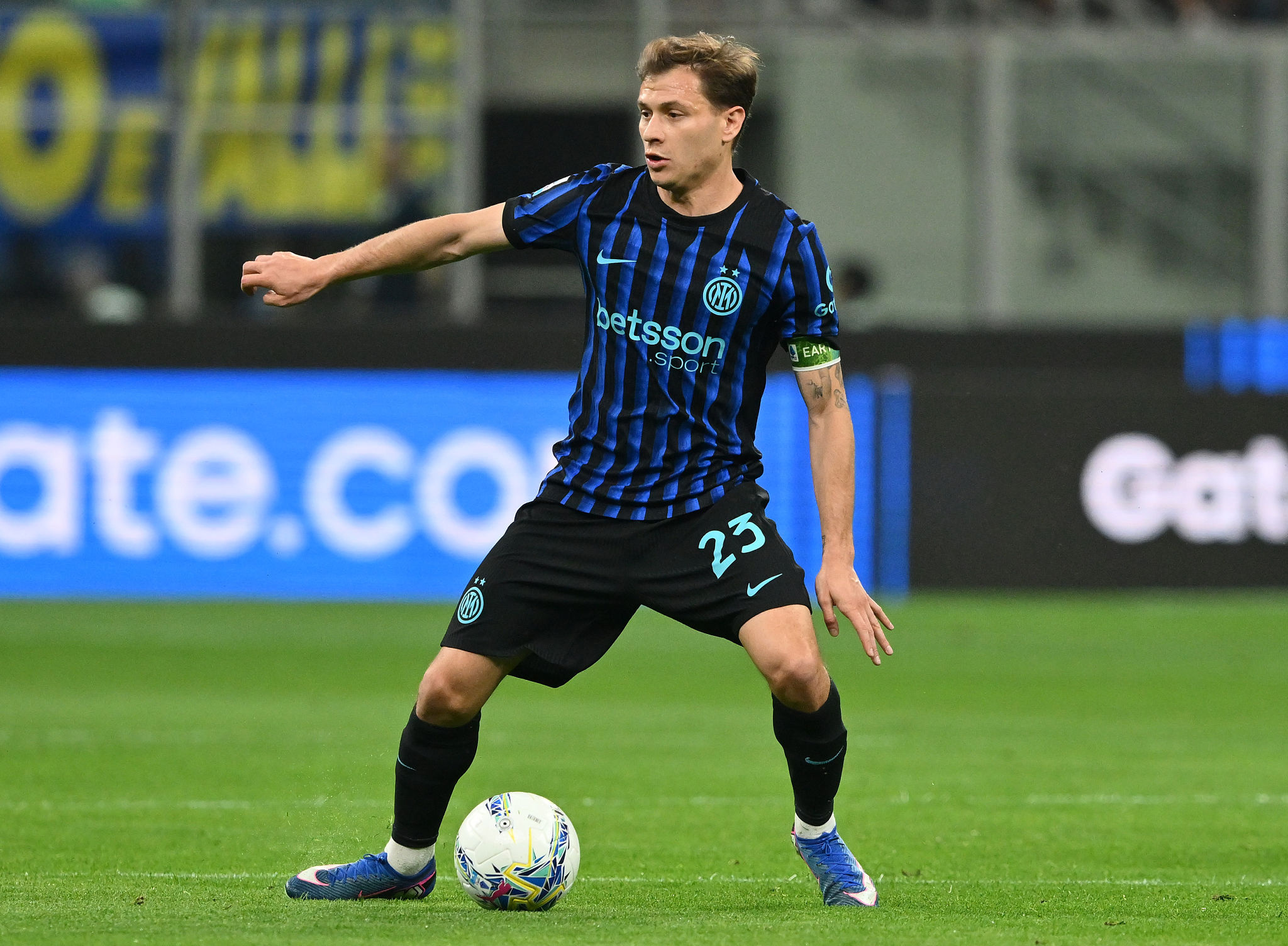 Barella segna contro il Cagliari e chiede scusa: un gol senza esultanza