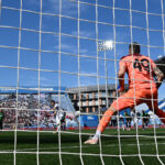 Esposito illude il Cagliari, il Sassuolo vince in rimonta al Mapei Stadium