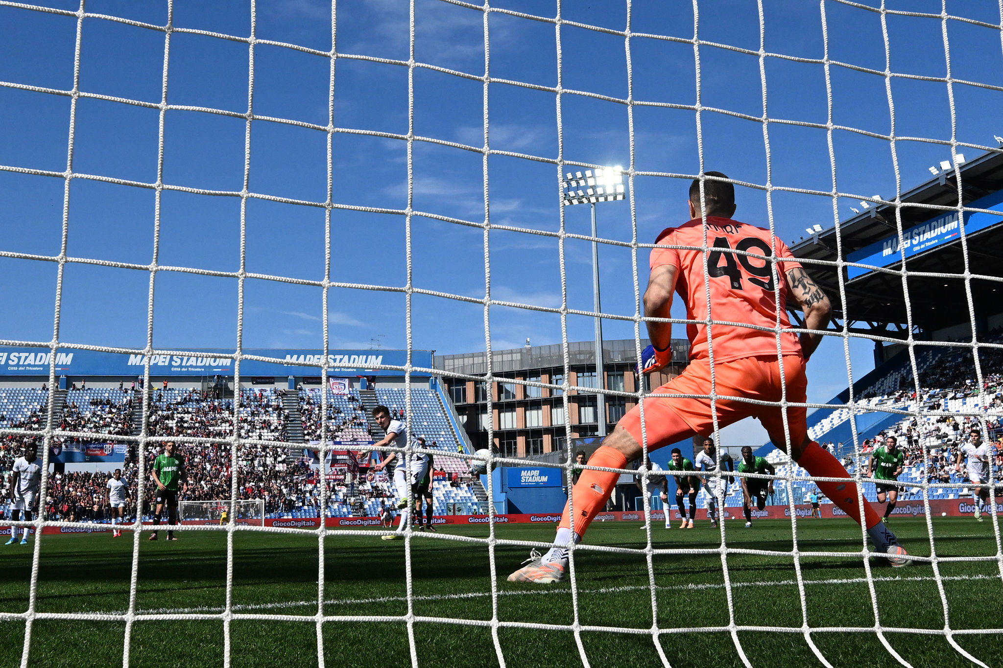 Rigore in Sassuolo-Cagliari, l’AIA fa chiarezza: “Decisione corretta”