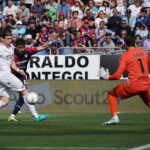 Un gol, la vittoria e la gioia di Esposito sui social: "Amo questo lavoro"