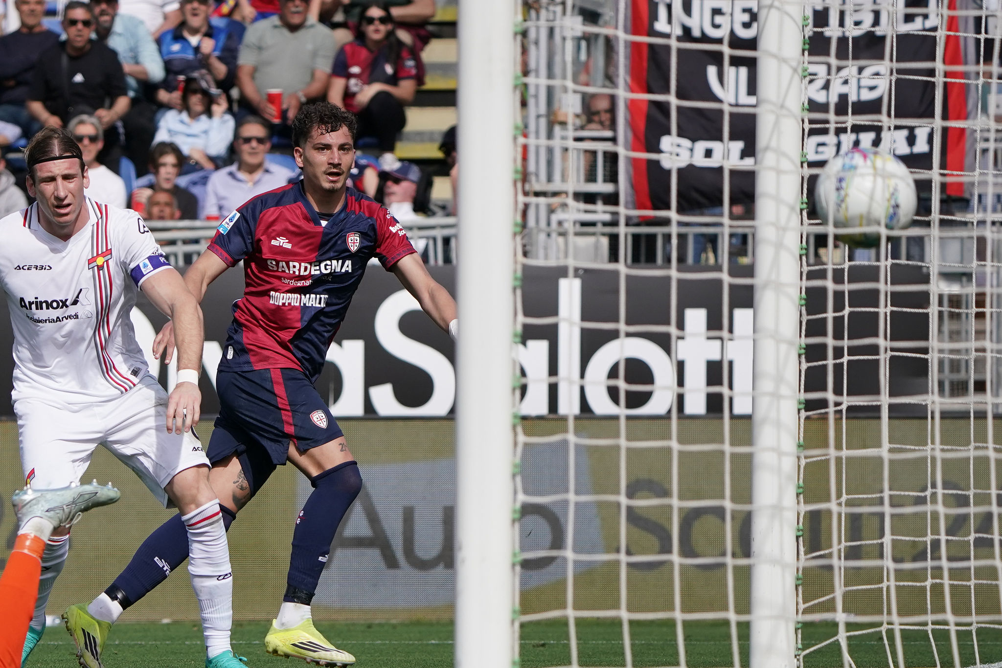 Esposito trascina il Cagliari, ma la squadra è malata: l'analisi di Lai