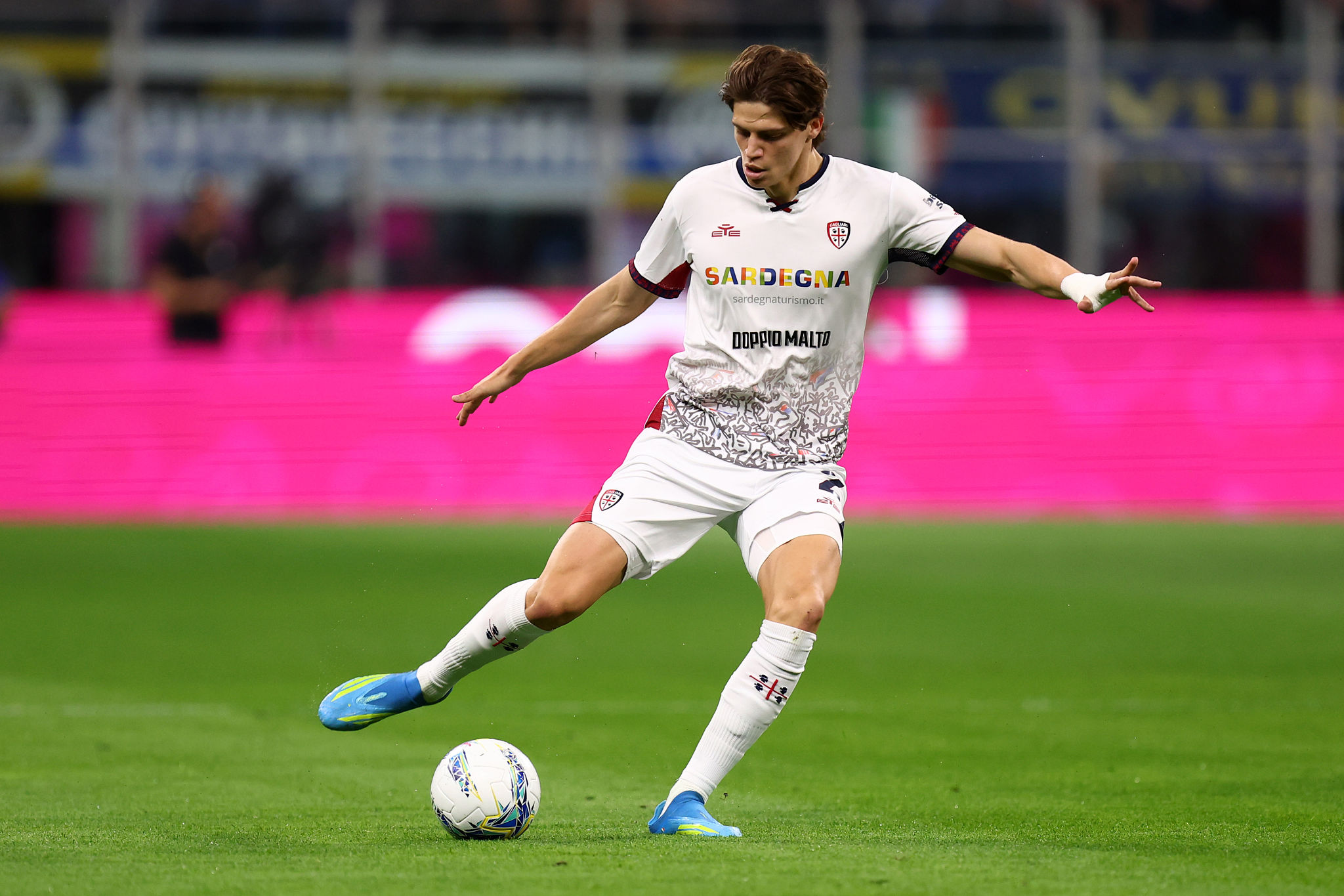 ✗ Sirene spagnole per Marco Palestra: il Barcellona osserva il terzino del Cagliari