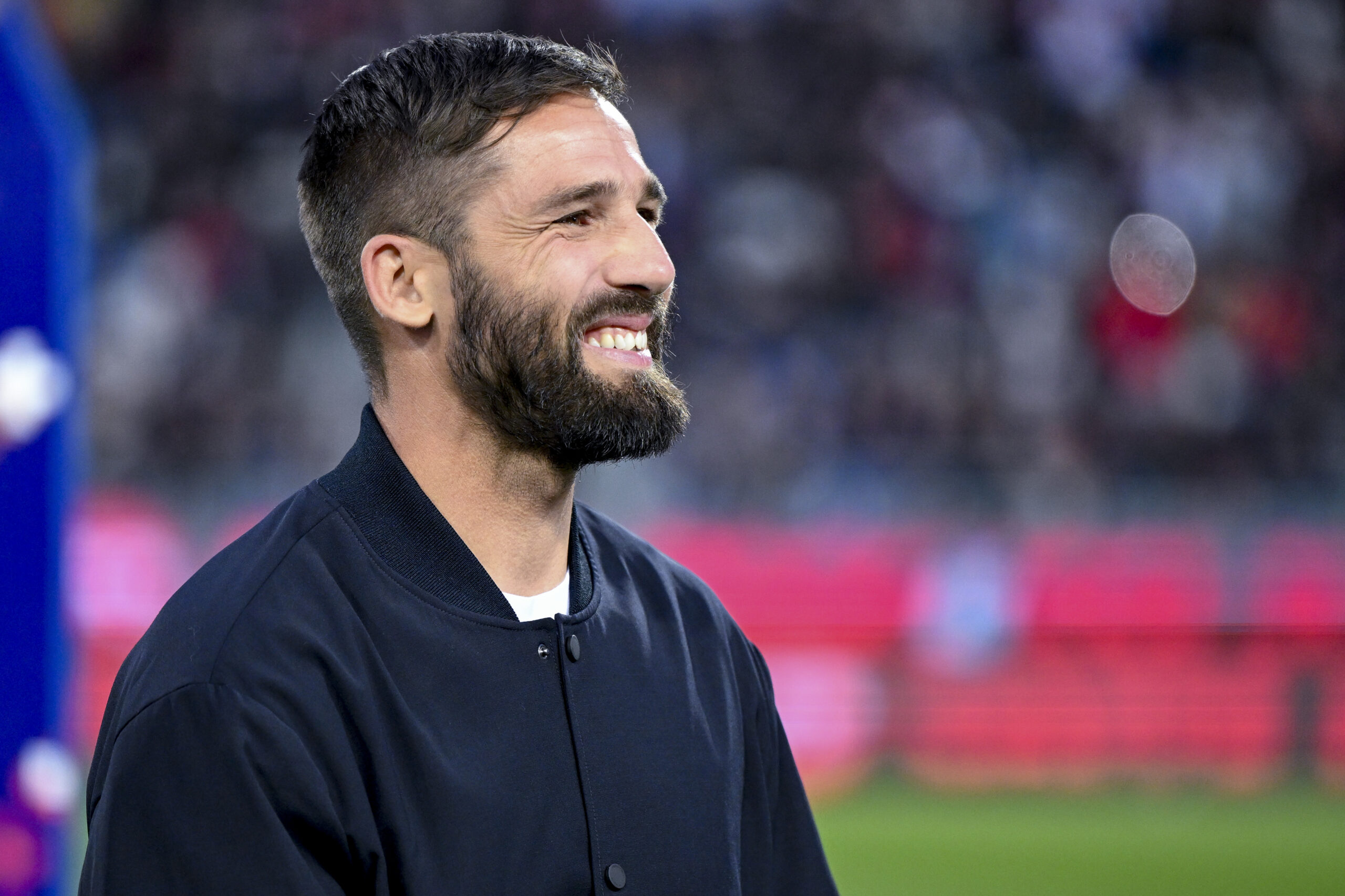 Pavoletti saluta i tifosi: “Cagliari, sei bella come un mio gol al 94′!”