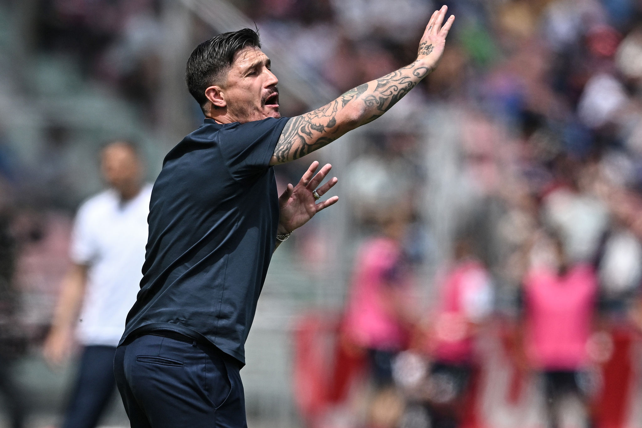 Lazio, per il dopo Sarri si valuta anche Pisacane: i dettagli