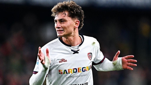 Torino su Esposito: il Cagliari osserva gli sviluppi