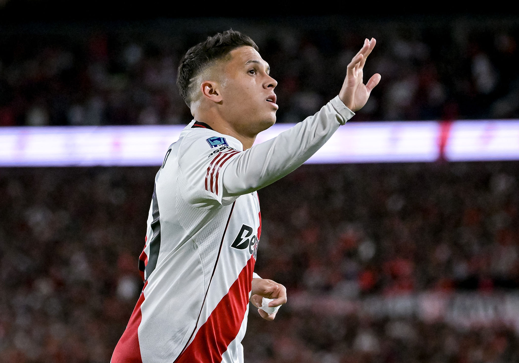 Cagliari, spunta Quintero: dal River Plate alla Serie A, ma la concorrenza è internazionale