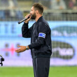 L'addio non spezza il legame: Pavoletti segue in tv la prima del Cagliari