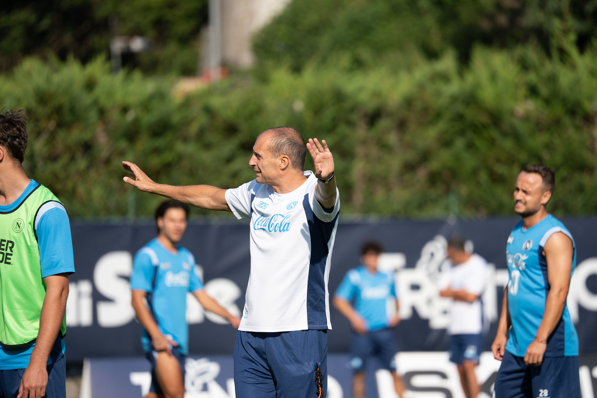 Cagliari, l'ex Allegri riparte con il Napoli: "Non subire gol è la cosa più importante"