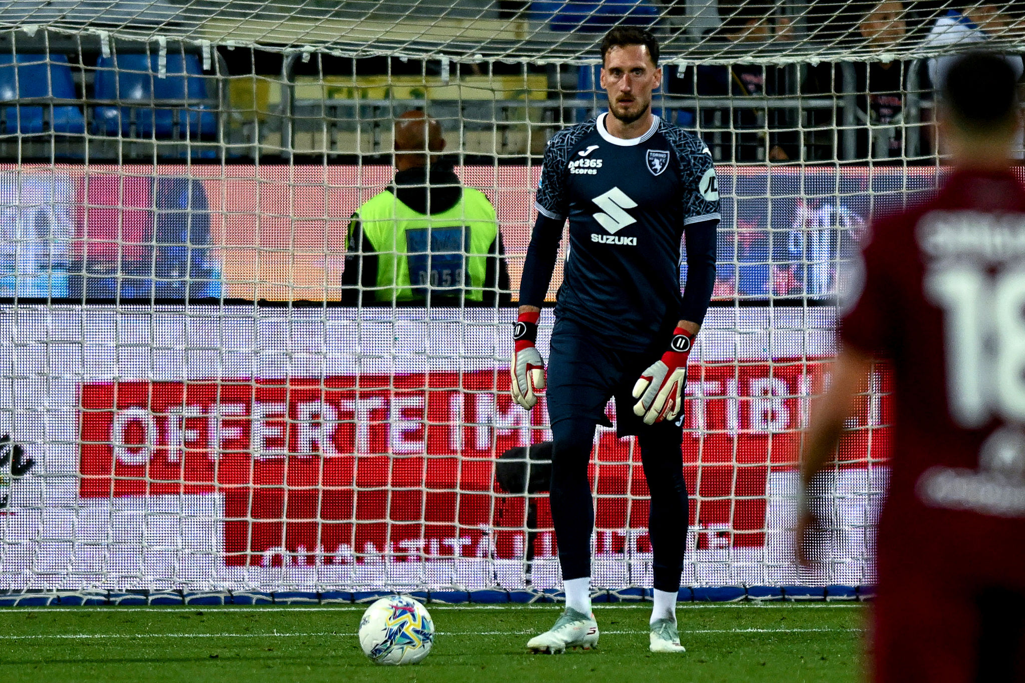Cagliari, Paleari tra le idee per la porta: il portiere cerca spazio