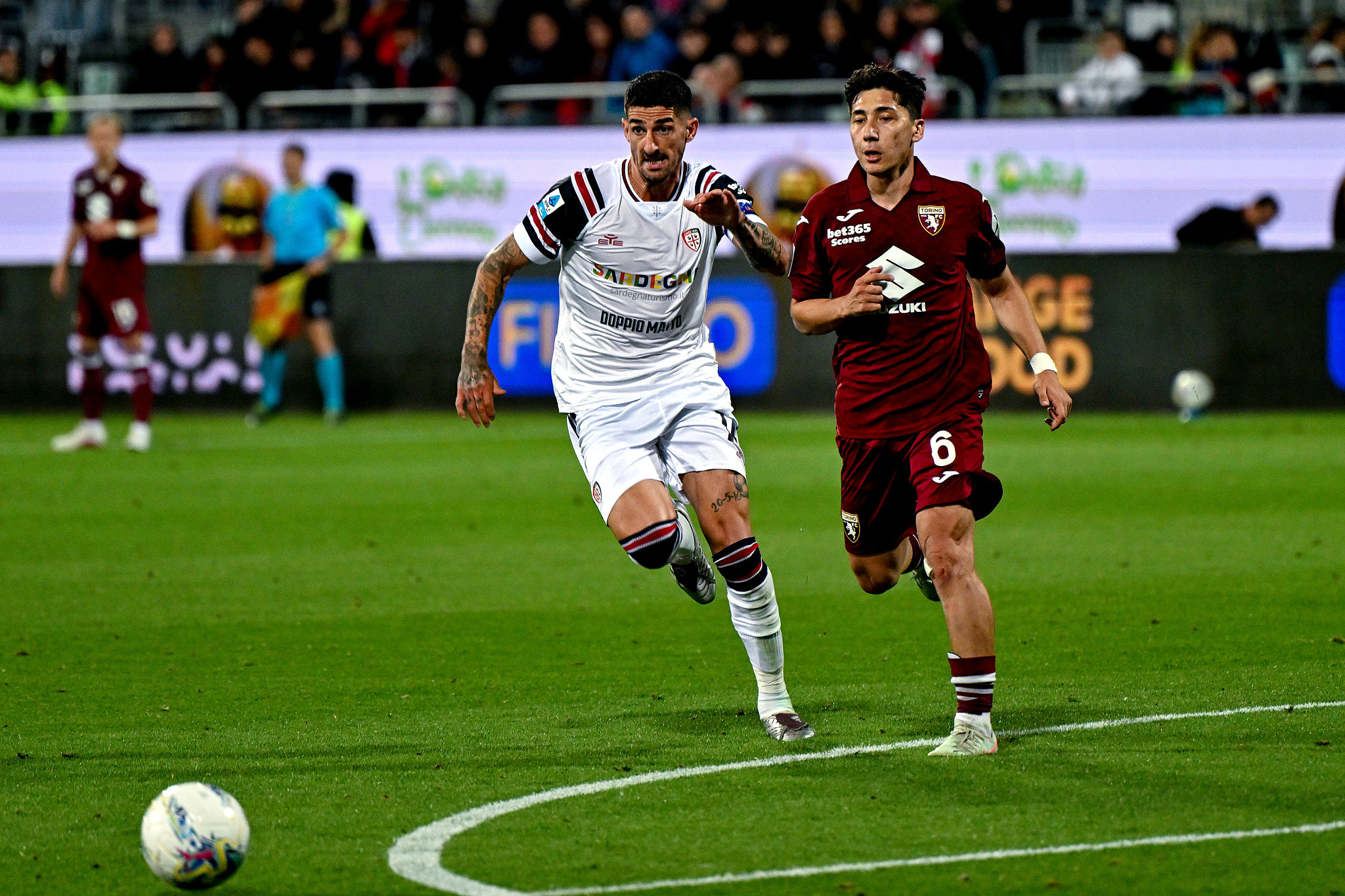 Cagliari, auguri al capitano Deiola: il centrocampista compie 31 anni