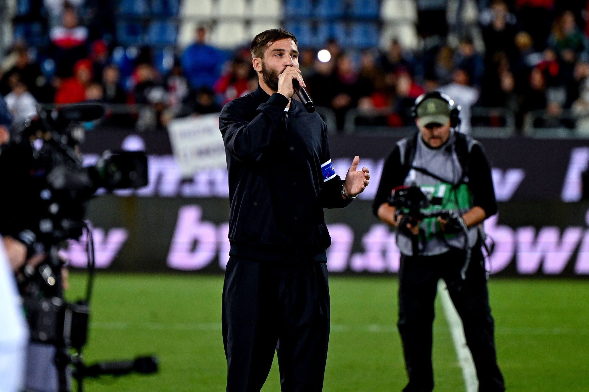 Pavoletti, la nuova vita dopo il calcio: "Tanta energia e notti in bianco per Emma Luna"