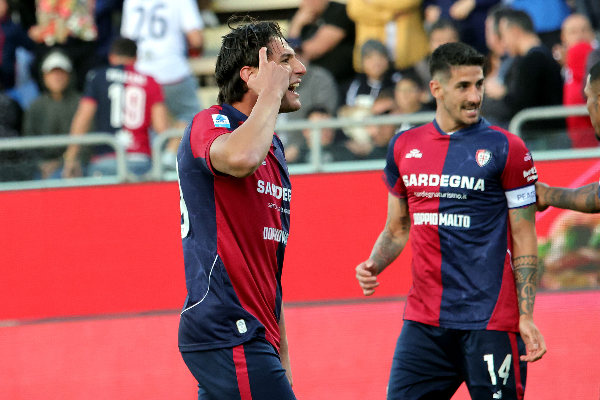 L'infortunio di Borrelli complica i piani del Cagliari: la cessione a Padova o Cesena ora dipende dagli esami