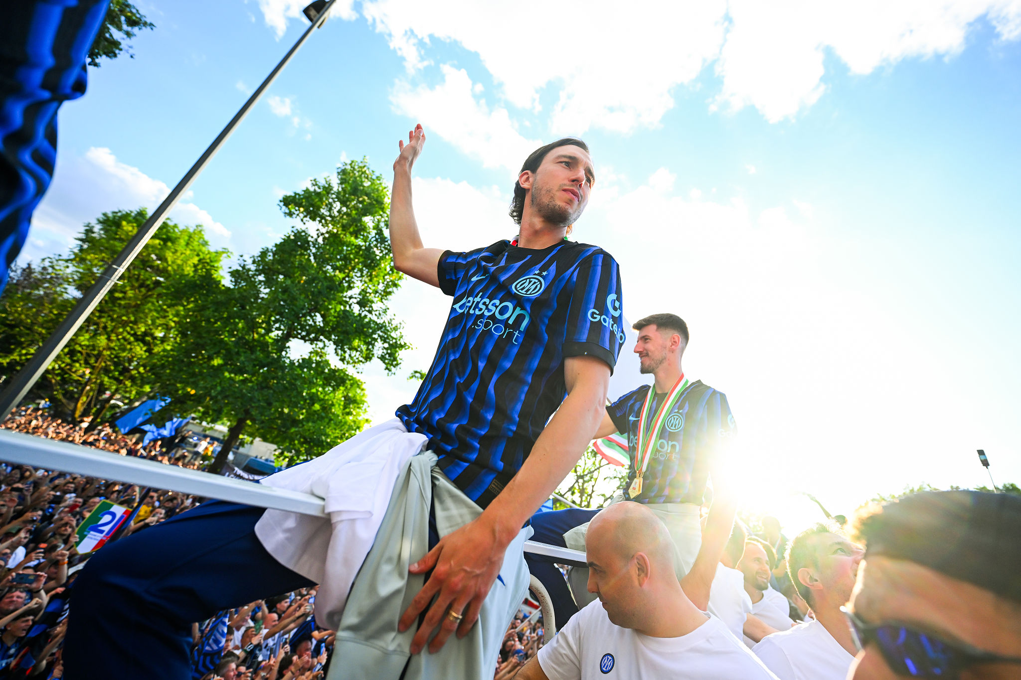 Parma, sondaggio per Darmian: in passato era stato accostato al Cagliari
