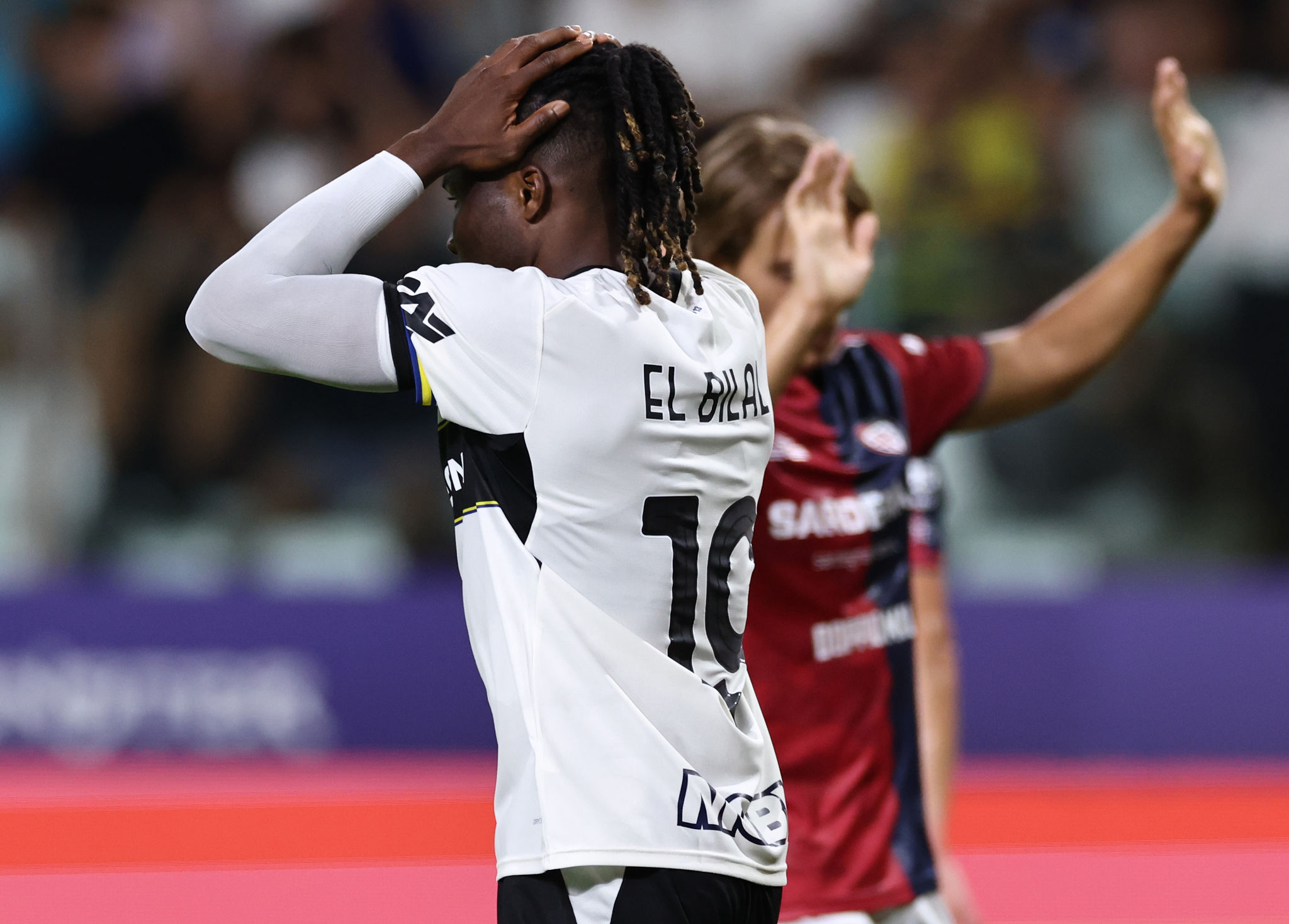Touré scherza sul gol di Romano: "In allenamento un tiro così non entra mai"