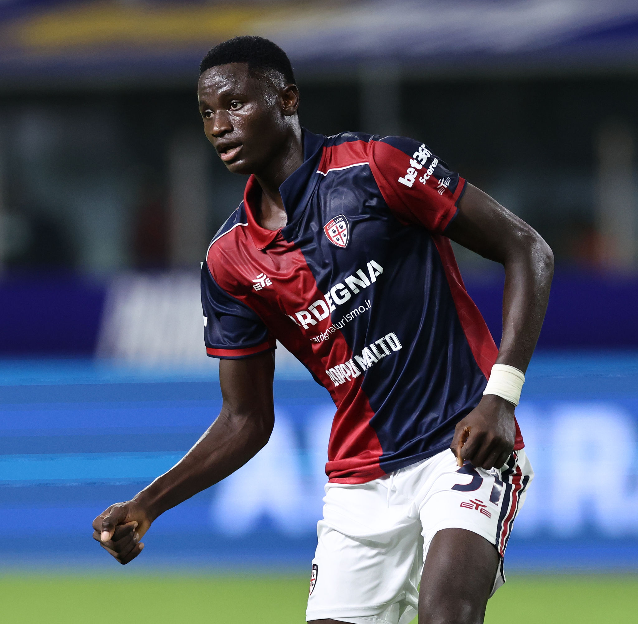 Sconfitta con l'Inter, Mendy carica il Cagliari: "Lotteremo per la maglia e per i tifosi"