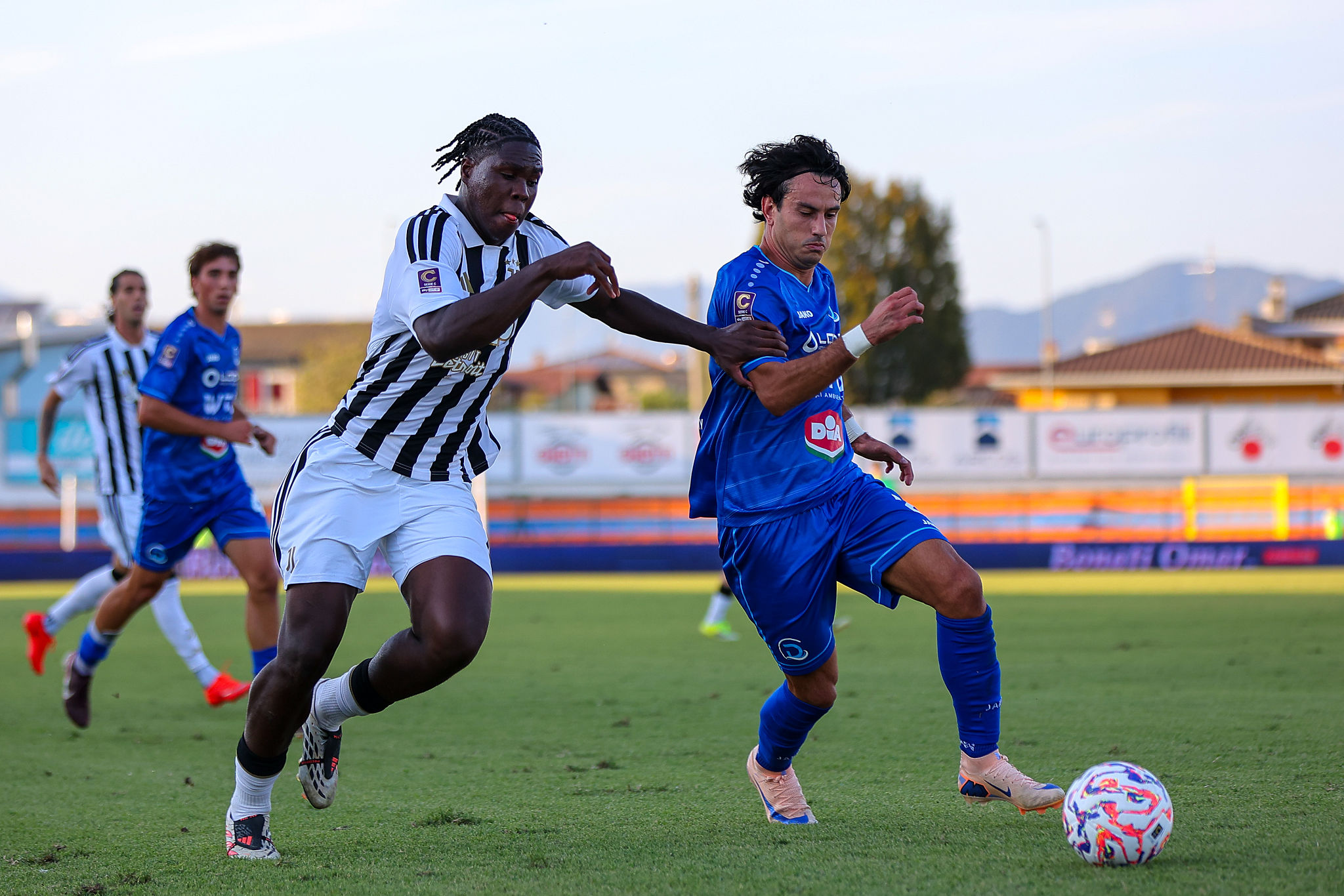 Juventus, si ferma Owusu: salterà la trasferta contro il Cagliari