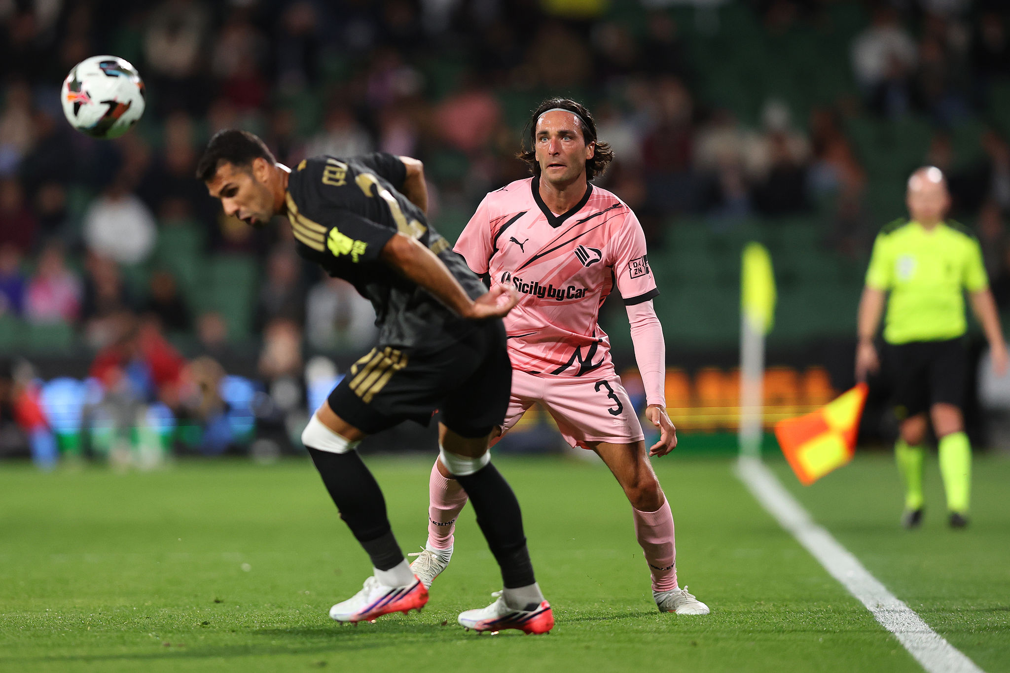 Augello trascina il Palermo: l’ex Cagliari protagonista del primato rosanero