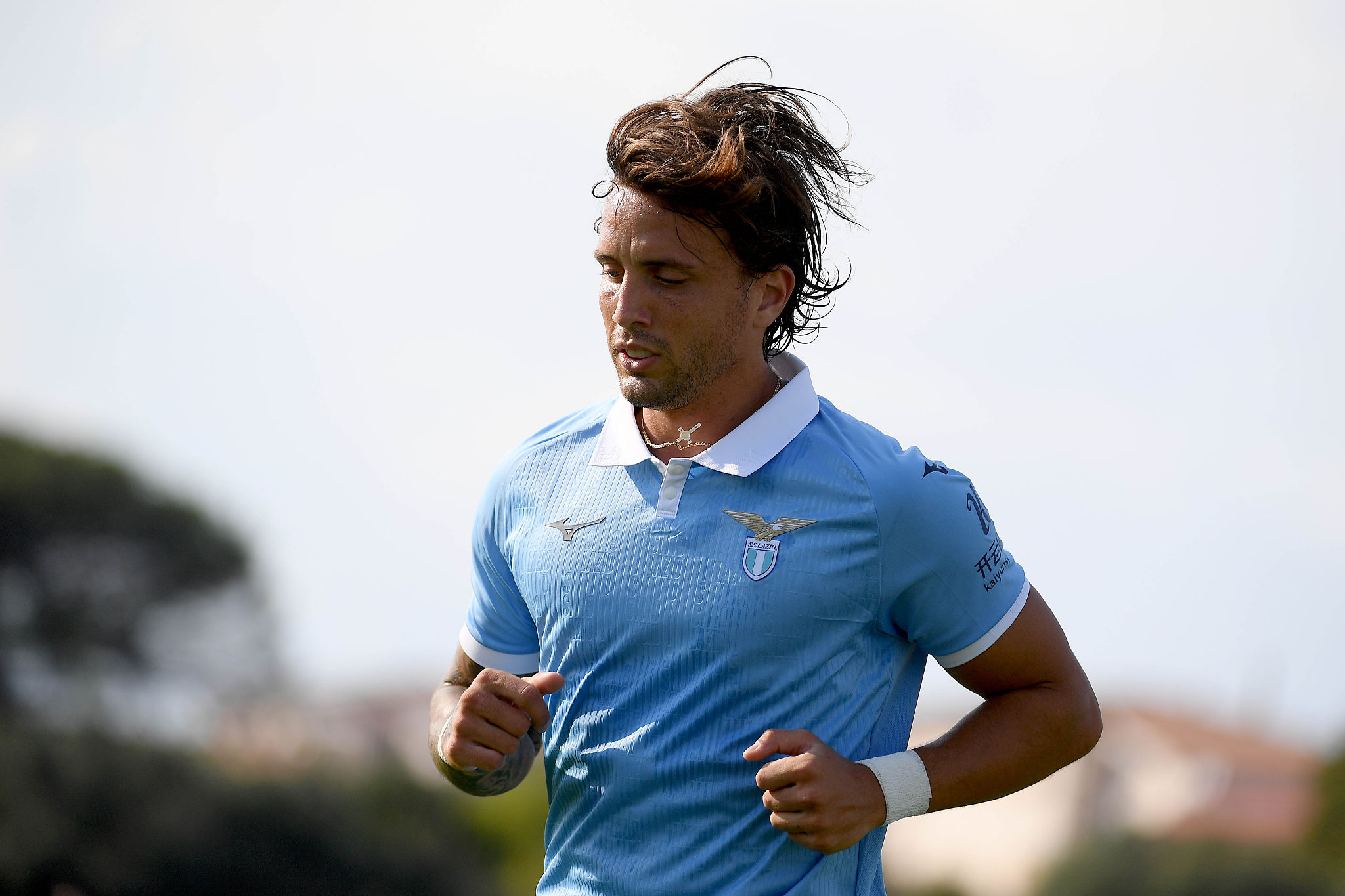 Pellegrini, Gattuso chiarisce: “Non è fuori rosa, la decisione spetta alla Lazio”