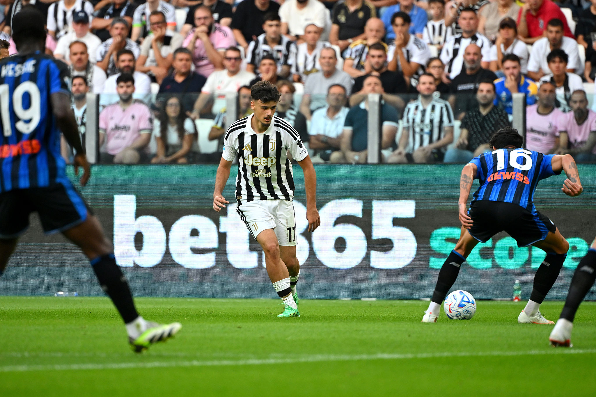 Juventus, Alajbegovic in dubbio per la trasferta di Cagliari
